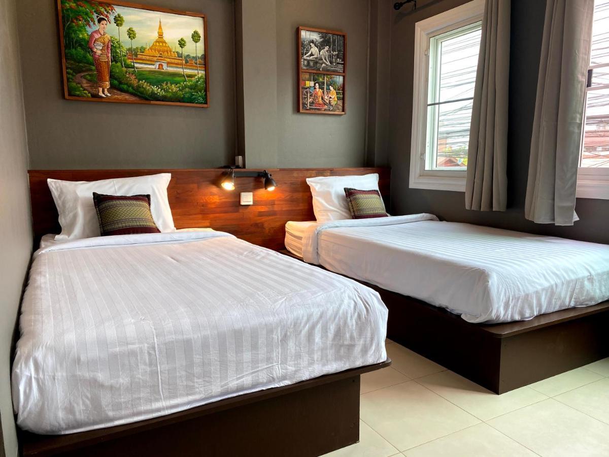Patuxay Place Vientiane Exteriér fotografie